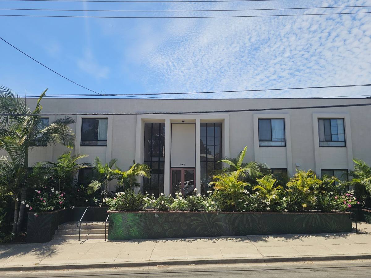 Apartment for rent at 4640 Jewell St, San Diego, CA 92109