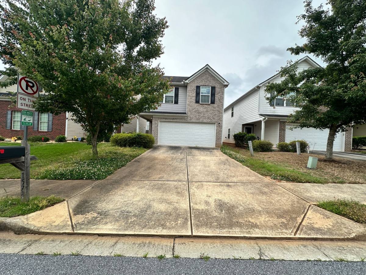 House for rent at 1578 Onalee Dr, Hampton, GA 30228