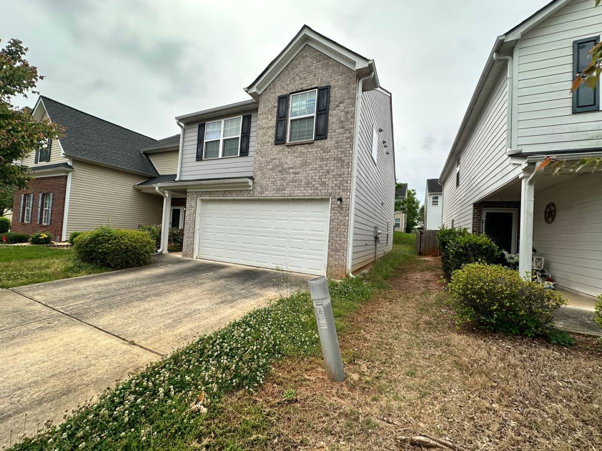 House for rent at 1578 Onalee Dr, Hampton, GA 30228