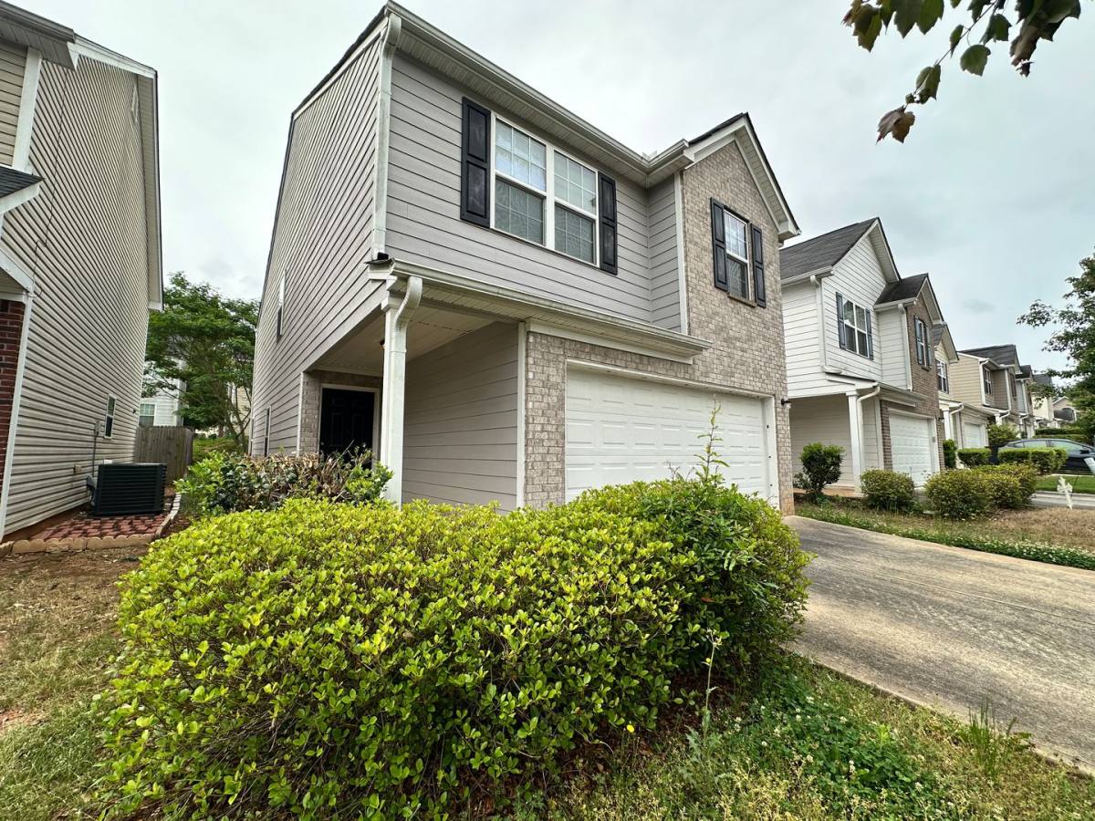 House for rent at 1578 Onalee Dr, Hampton, GA 30228
