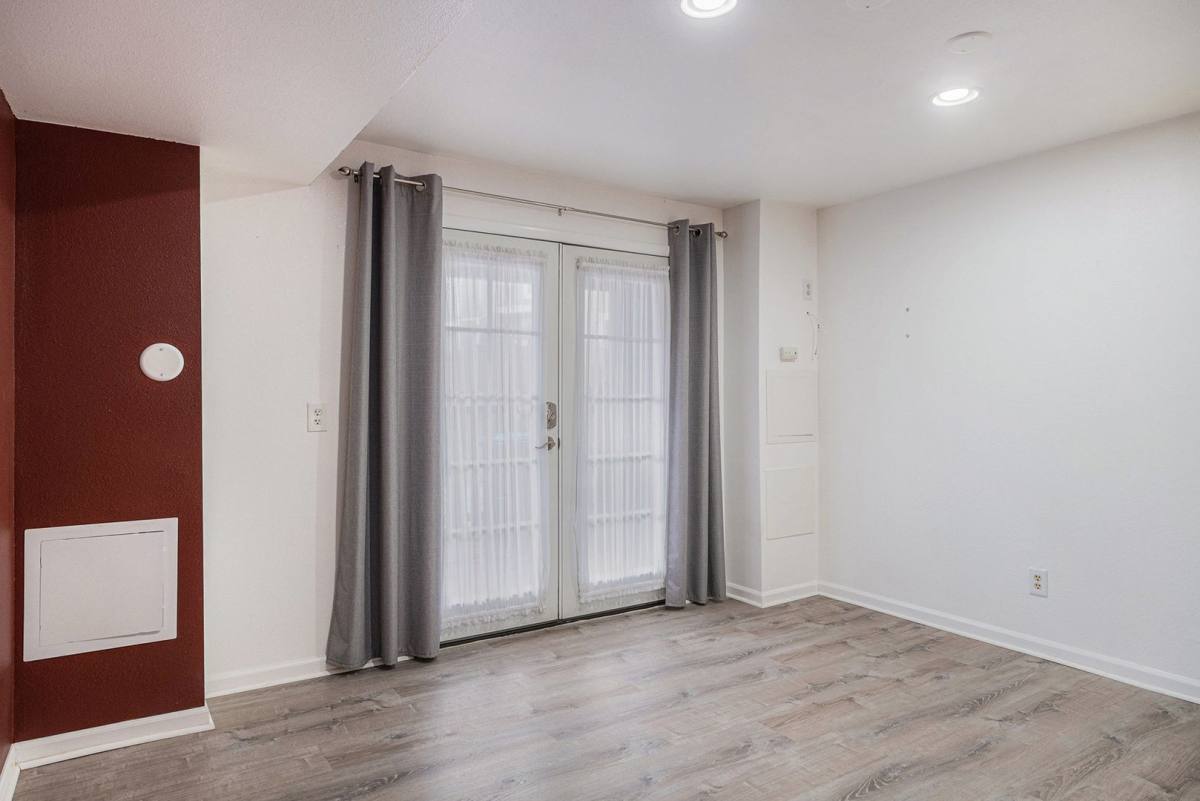 Townhouse for rent at 10587 W Dartmouth Ave, Denver, CO 80227