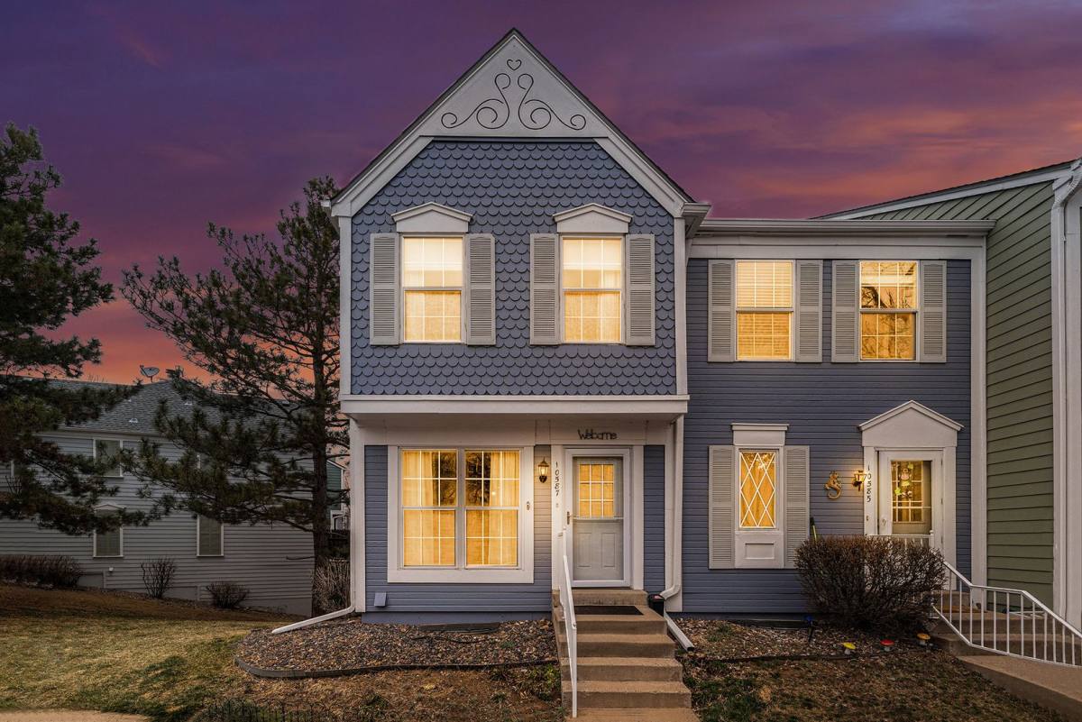 Townhouse for rent at 10587 W Dartmouth Ave, Denver, CO 80227