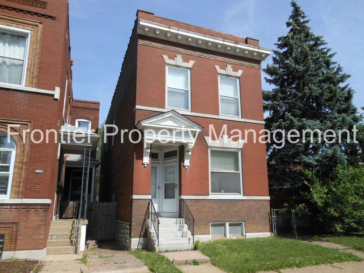 Apartment for rent at 2826 Nebraska Ave, Saint Louis, MO 63118