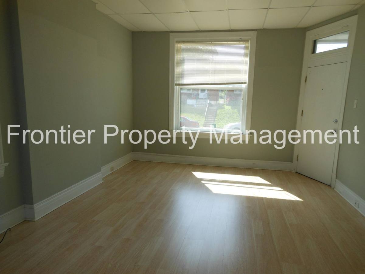 Apartment for rent at 2826 Nebraska Ave, Saint Louis, MO 63118