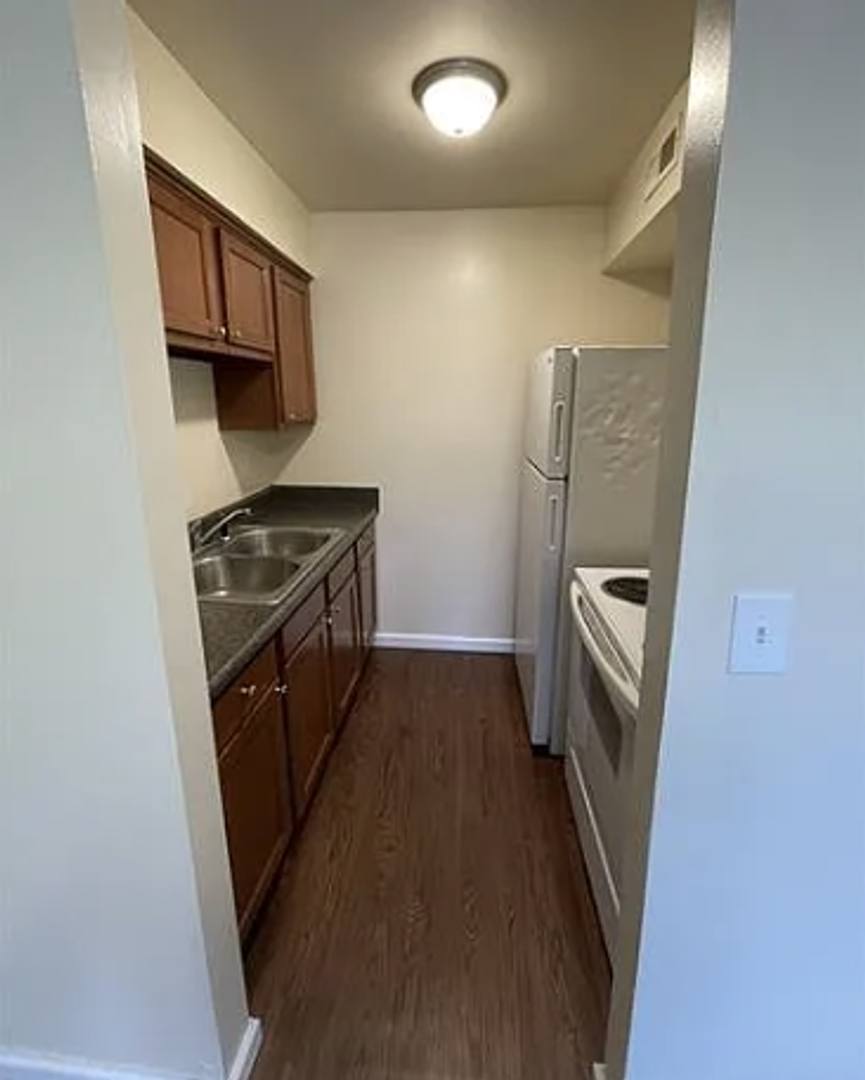 Apartment for rent at 757-759 Ridgeway Ave, Cincinnati, OH 45229