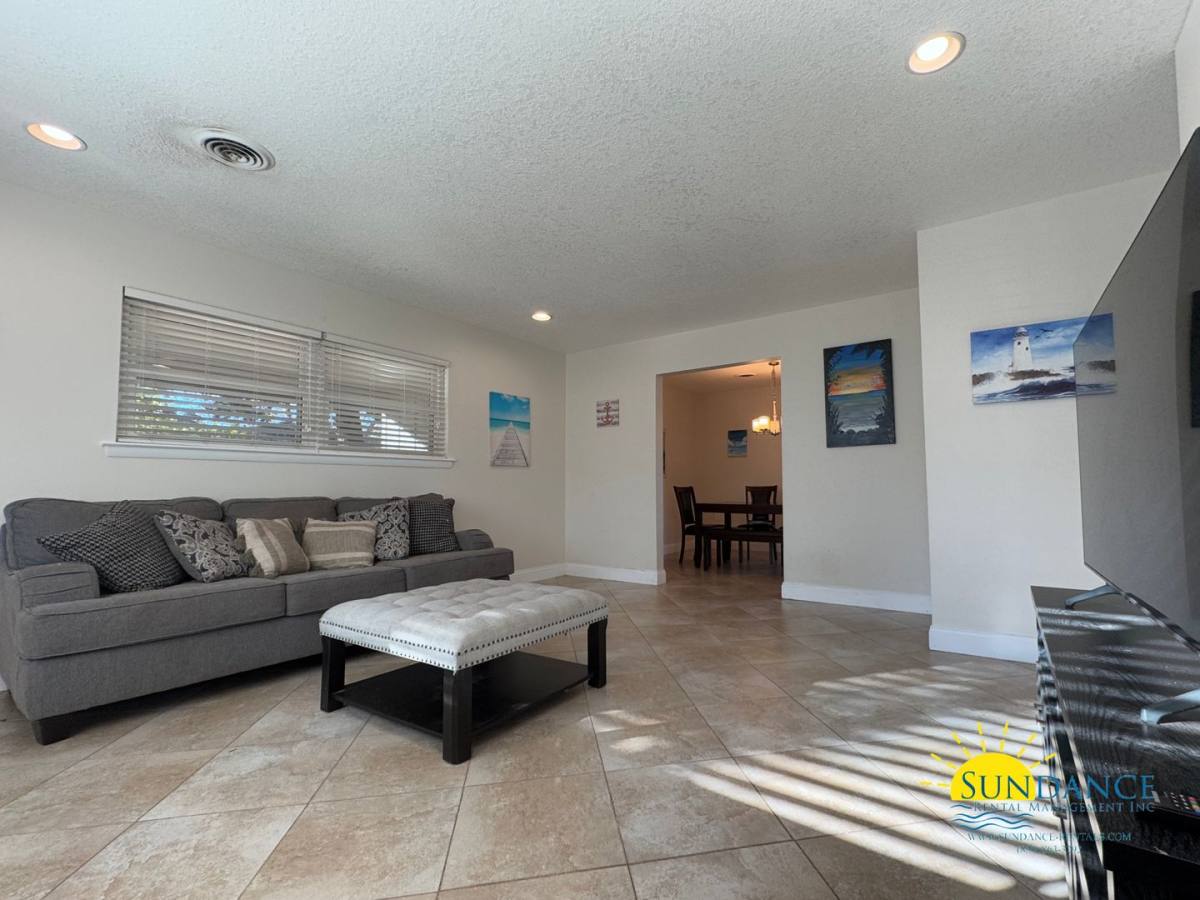 House for rent at 305 Leah Miller Dr, Fort Walton Beach, FL 32548