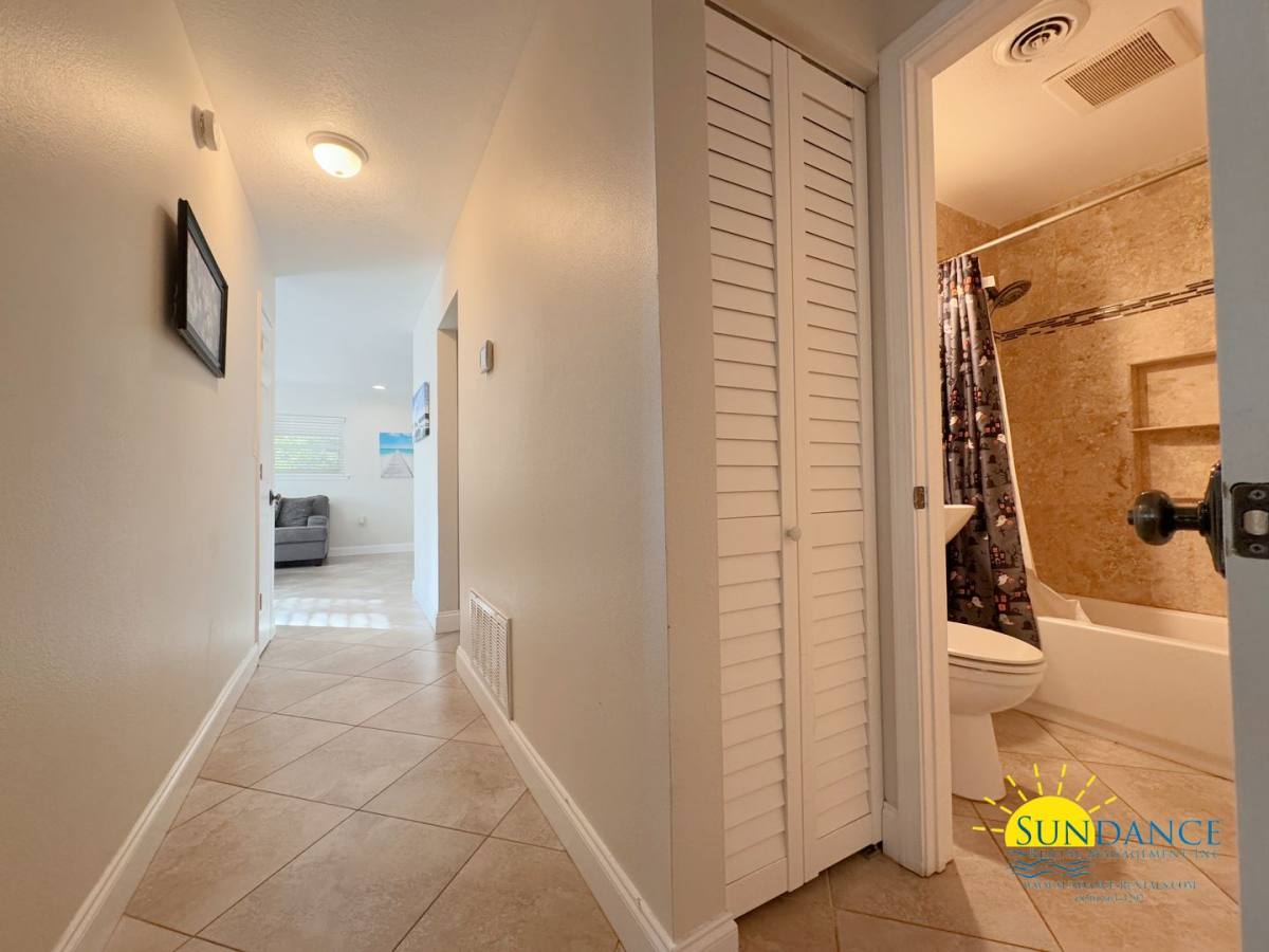 House for rent at 305 Leah Miller Dr, Fort Walton Beach, FL 32548