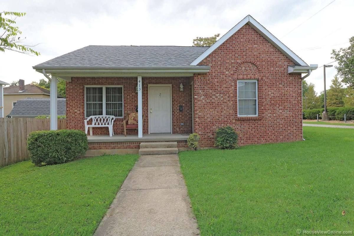 Apartment for rent at 413 N W End Blvd, Cape Girardeau, MO 63701