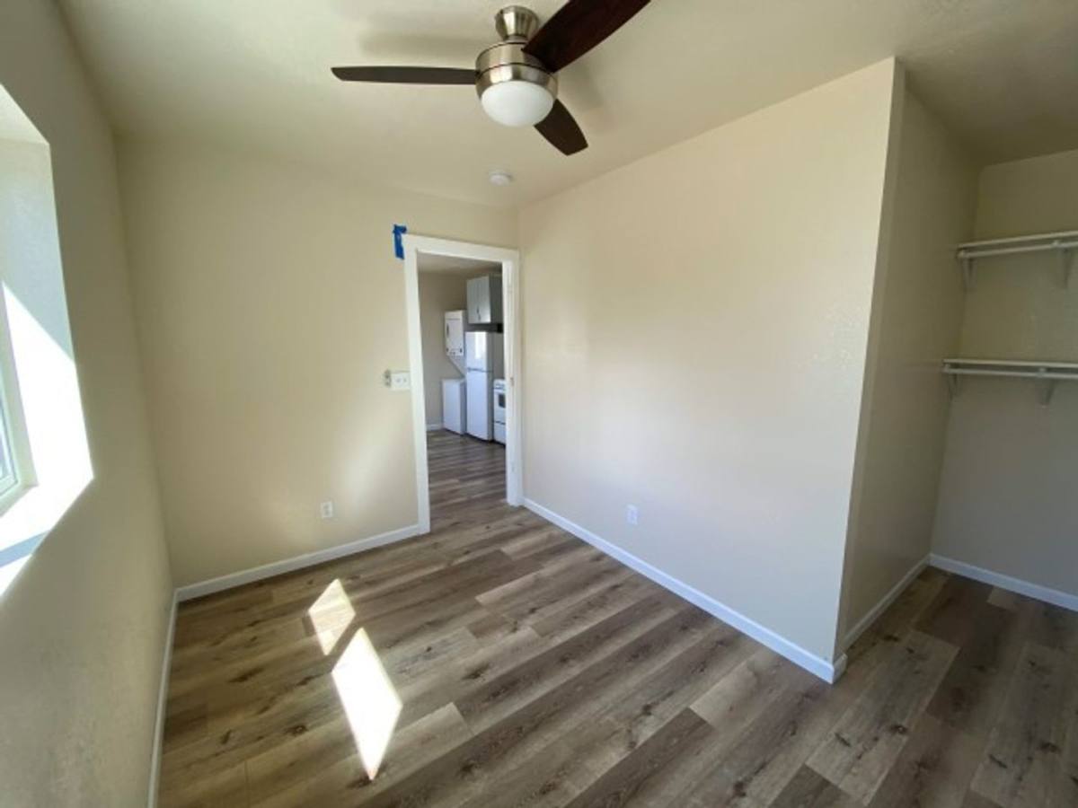 Apartment for rent at 343 345 Berrydale Ave, Medford, OR 97501