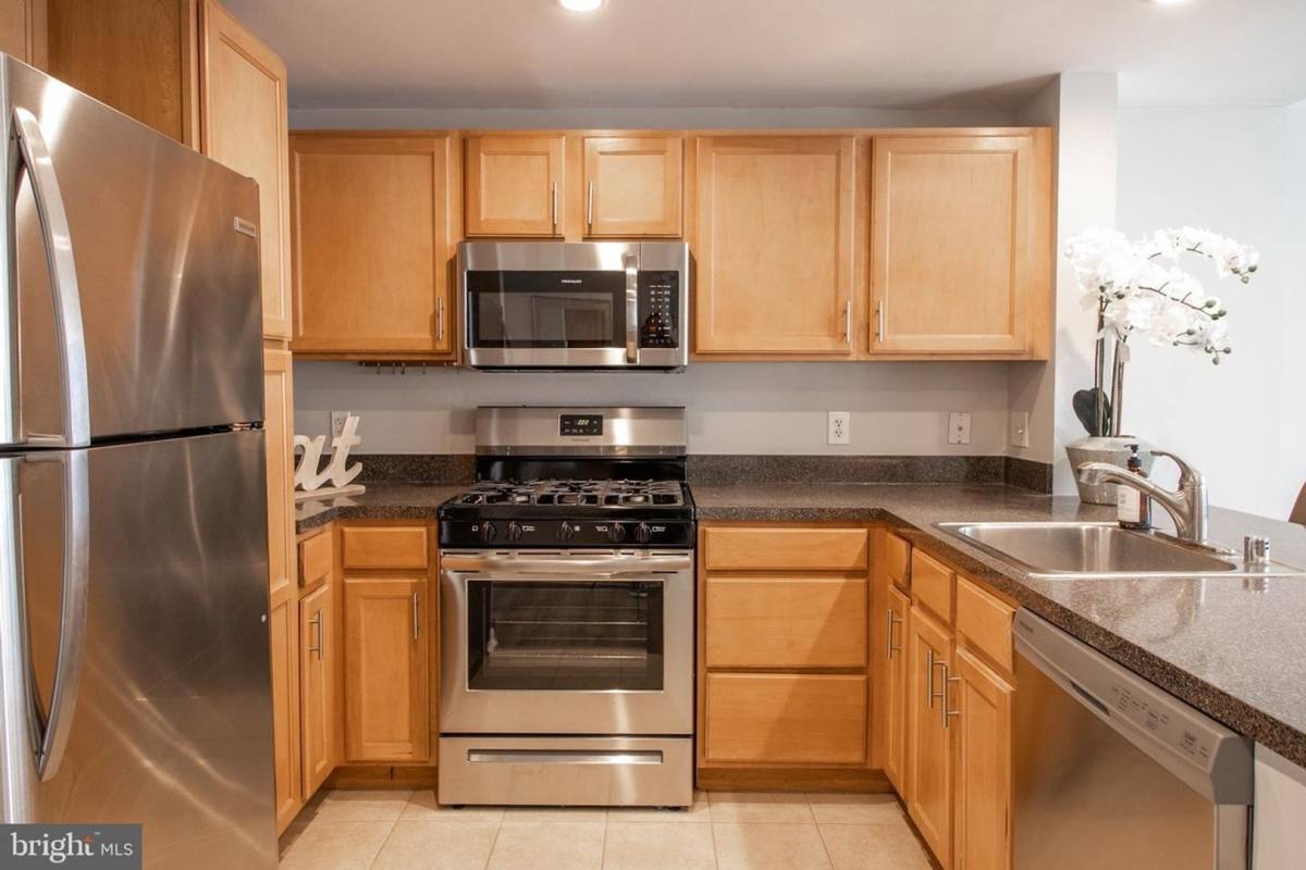 Condo for rent at 350 G St SW #N620, Washington, DC 20024