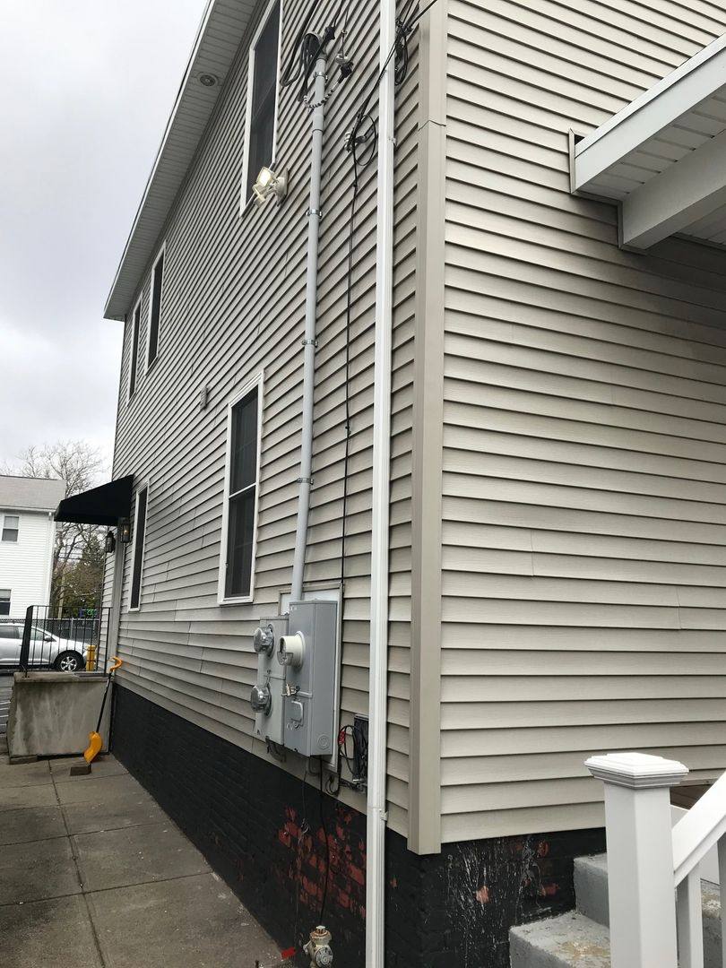 Apartment for rent at 100 Knight St, Providence, RI 02909
