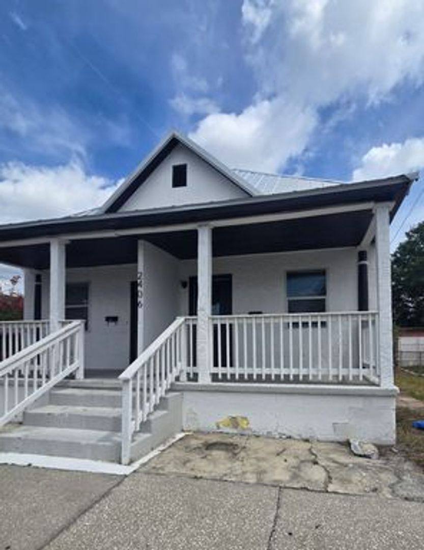 Apartment for rent at 2406 E Clark St, Tampa, FL 33605