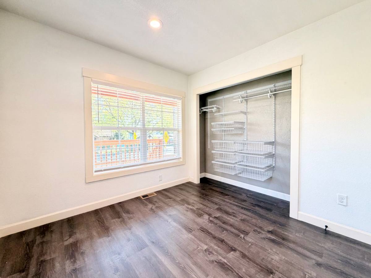 House for rent at 10107 SE Harold St, Portland, OR 97266