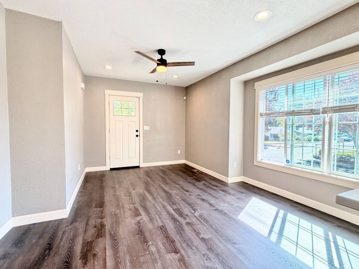 House for rent at 10107 SE Harold St, Portland, OR 97266