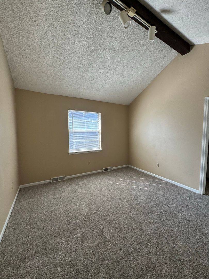 House for rent at 12321 W 71st St, Shawnee, KS 66216