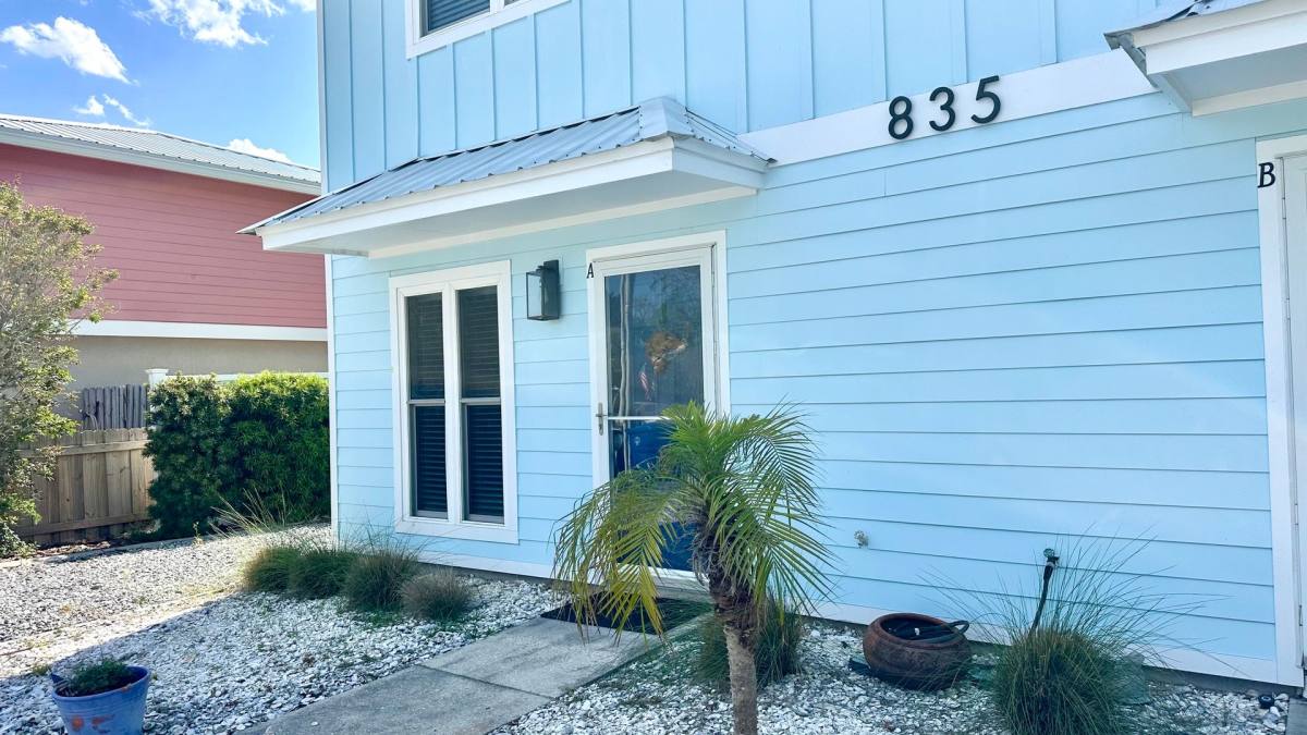 Townhouse for rent at 835 A Ellen St, Fernandina Beach, FL 32034