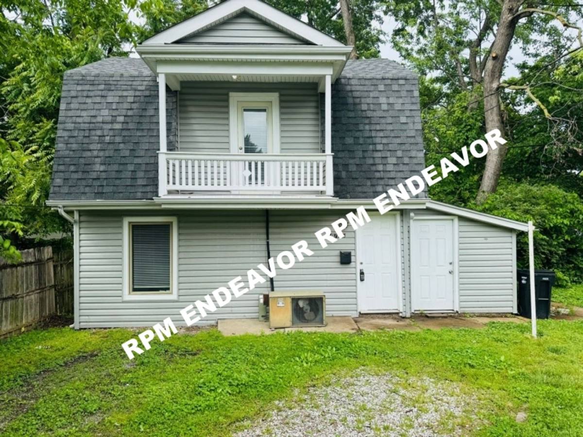 Apartment for rent at 4736 Heidelberg Ave, Saint Louis, MO 63123
