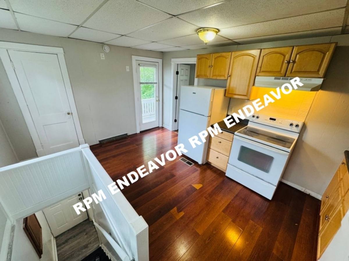 Apartment for rent at 4736 Heidelberg Ave, Saint Louis, MO 63123