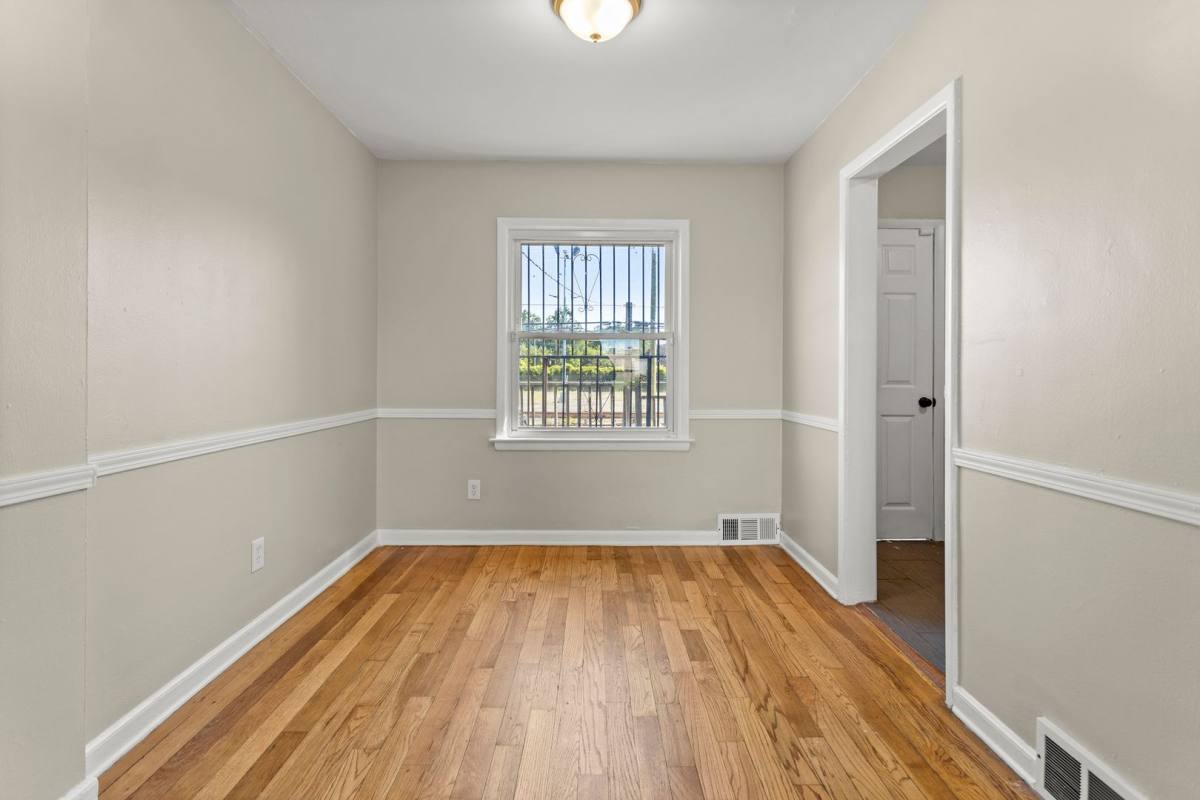 Townhouse for rent at 450 Marquette, Detroit, MI 48214
