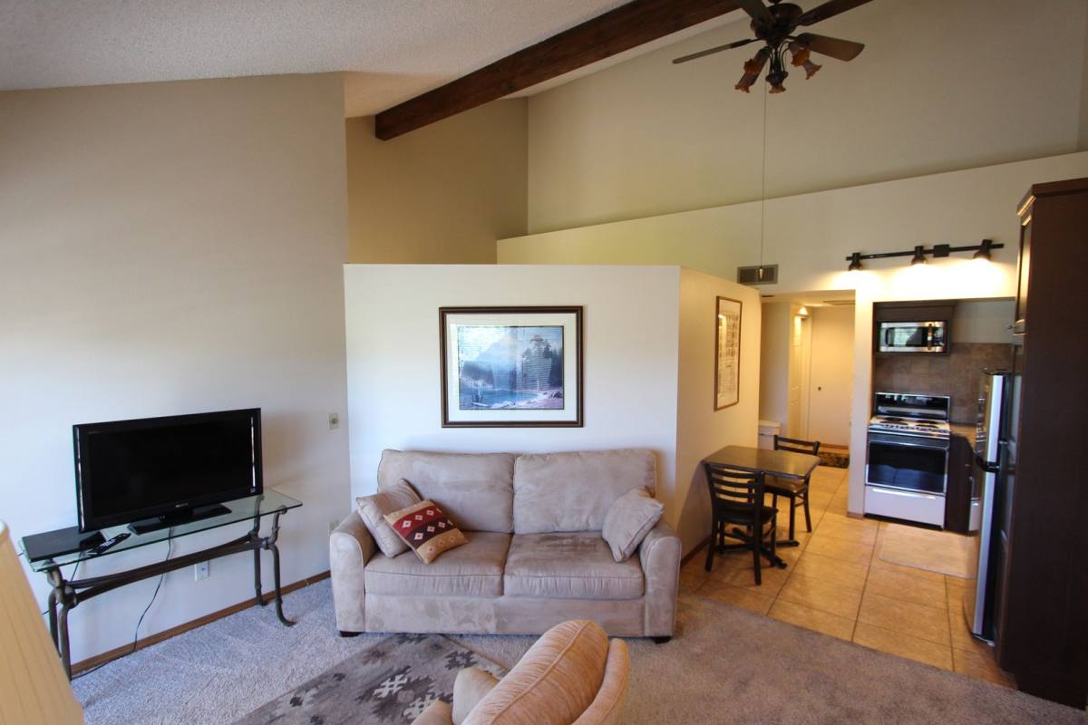 Condo for rent at 2625 N Valley View Rd, Flagstaff, AZ 86004