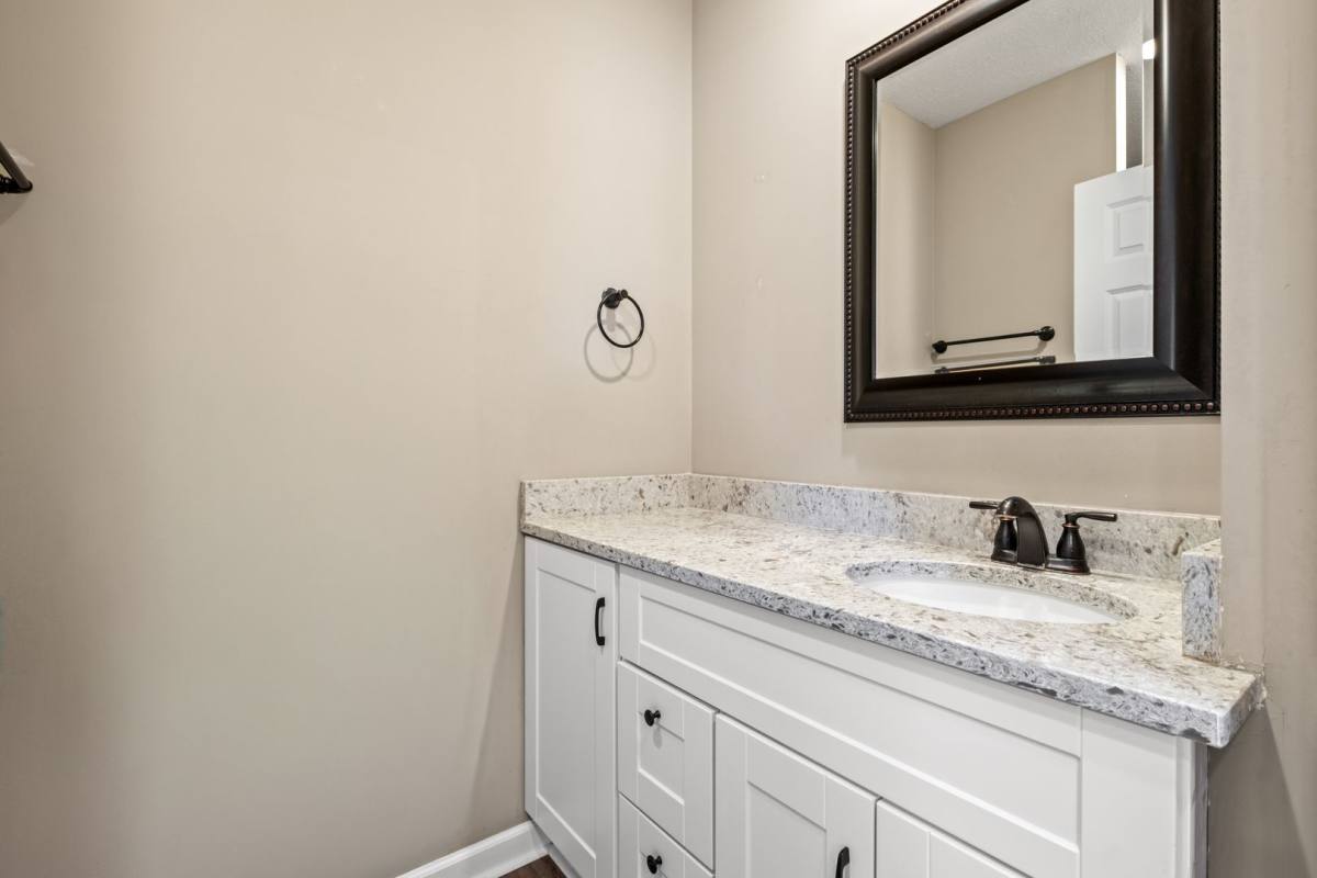 Apartment for rent at 600 S 31st Ave, Omaha, NE 68105