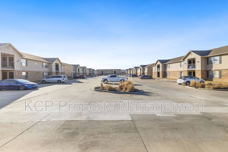 Apartment for rent at 6400 Massard Rd #206, Fort Smith, AR 72903
