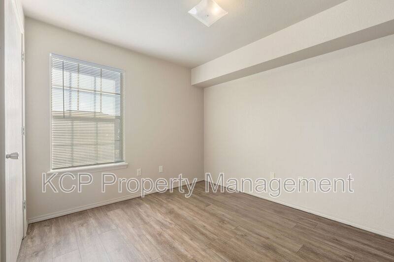 Apartment for rent at 6400 Massard Rd #206, Fort Smith, AR 72903