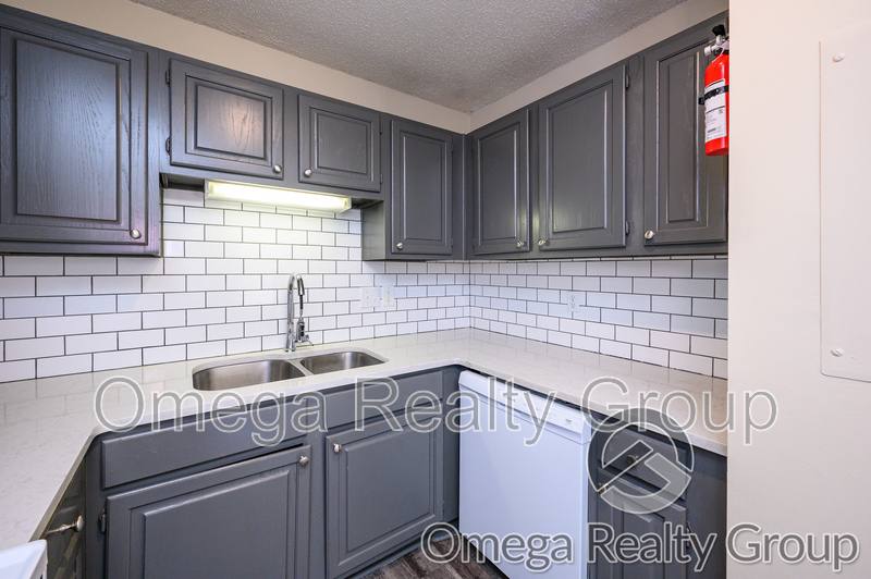 Apartment for rent at 40 Ratliff St #13, Blountsville, AL 35031
