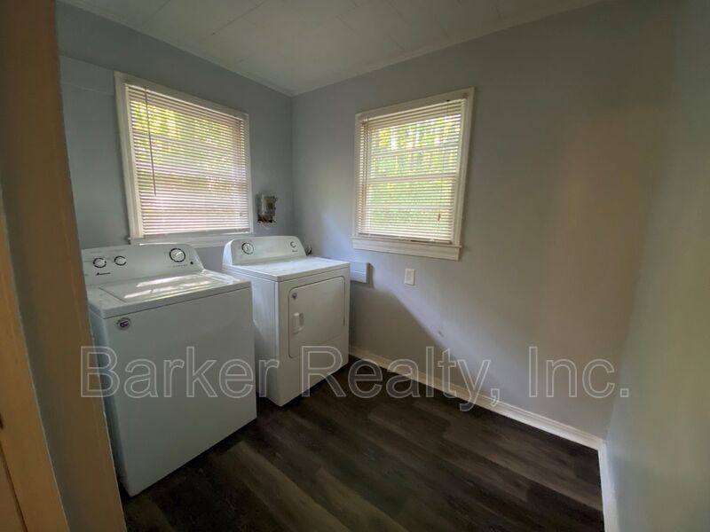 Apartment for rent at 3917 Greenleaf St #A, Raleigh, NC 27606
