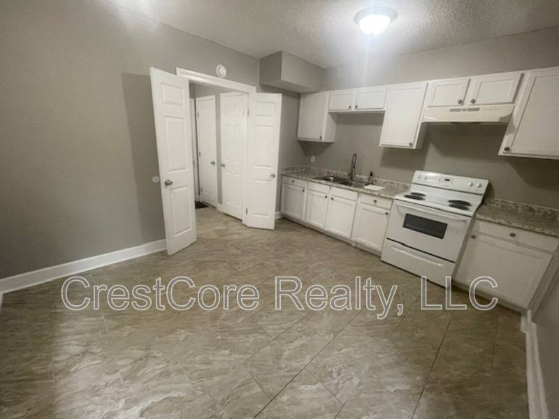 House for rent at 1778 Evelyn Ave, Memphis, TN 38114