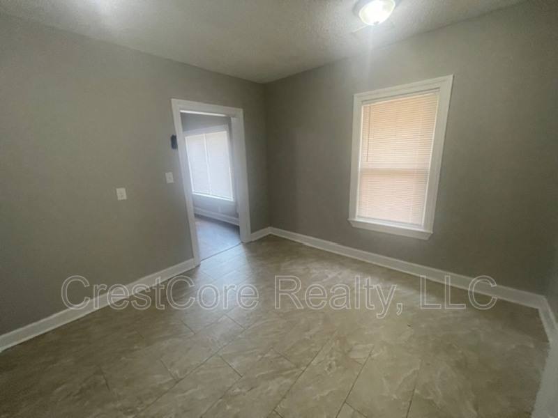 House for rent at 1778 Evelyn Ave, Memphis, TN 38114