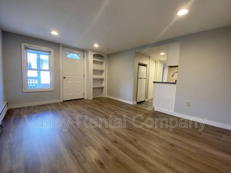 Apartment for rent at 66 Lyman St #2, South Hadley, MA 01075