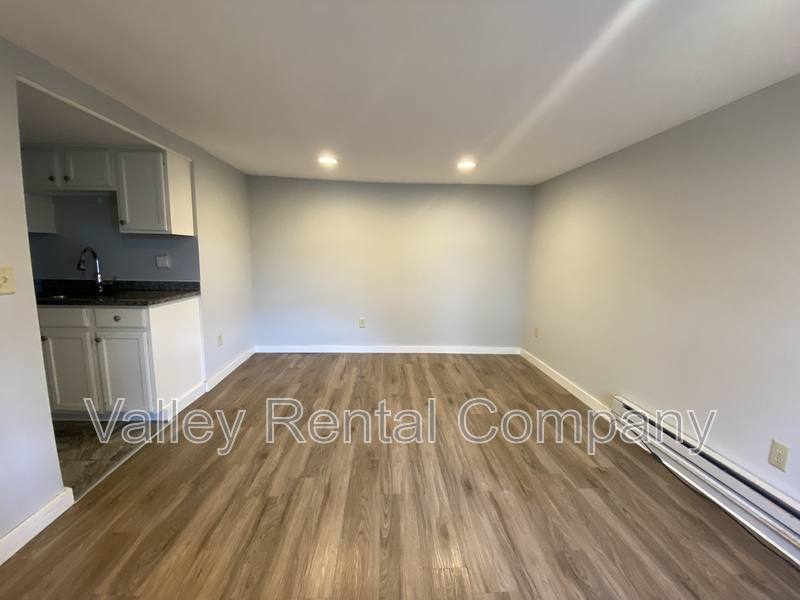 Apartment for rent at 66 Lyman St #2, South Hadley, MA 01075