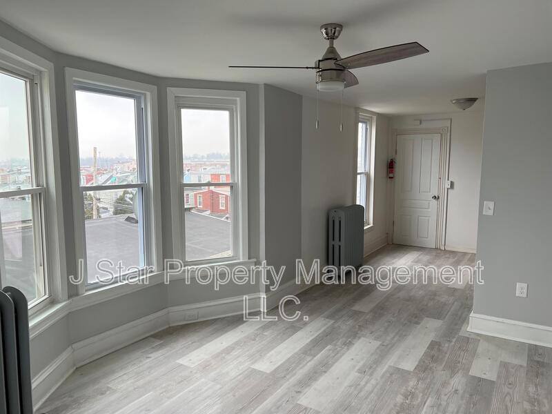 Apartment for rent at 1566 N 10th St #3, Reading, PA 19604