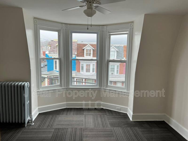 Apartment for rent at 1566 N 10th St #3, Reading, PA 19604