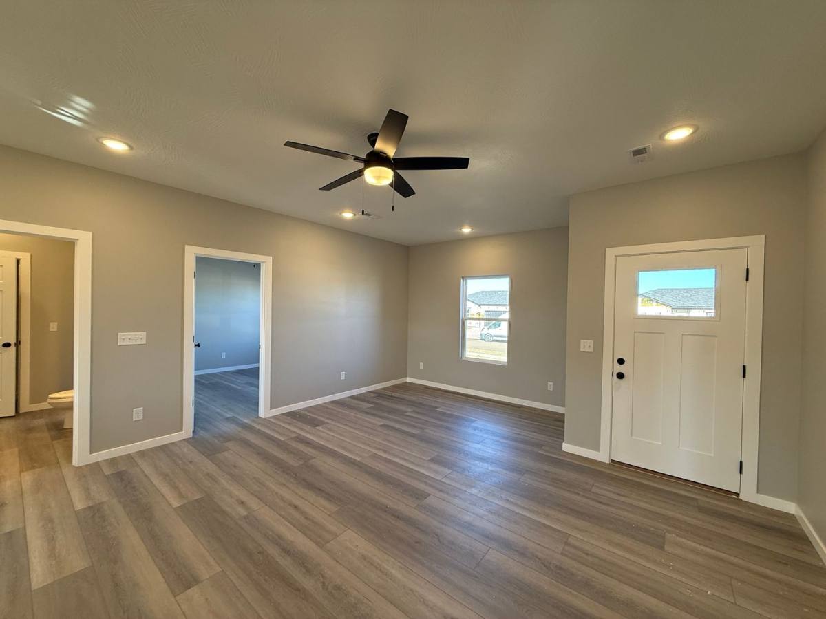 House for rent at 132 Bailey Dr, Mount Vernon, MO 65712