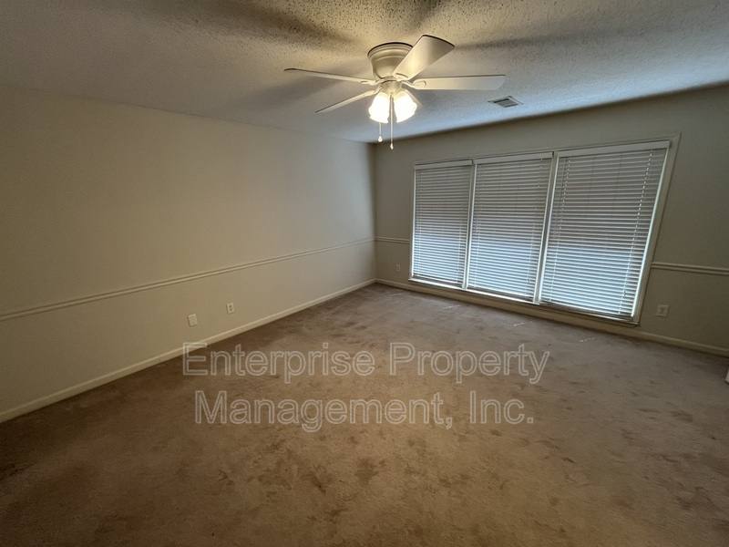 House for rent at 6700 N Kirby Oaks, Memphis, TN 38120