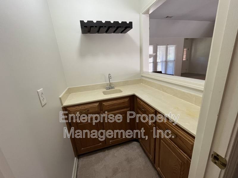House for rent at 6700 N Kirby Oaks, Memphis, TN 38120