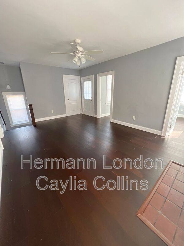 Apartment for rent at 4413 Delor St #2F, Saint Louis, MO 63116