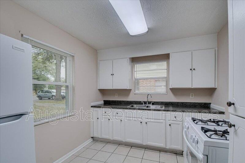 Apartment for rent at 331 A Verdery Dr, North Augusta, SC 29841
