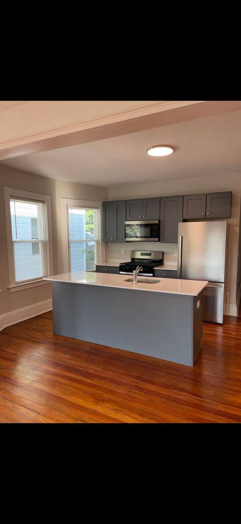 Apartment for rent at 150 Oakland Ave, Providence, RI 02908