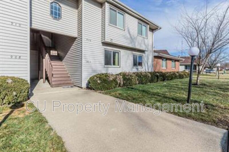 Condo for rent at 922 Kara Dr #1, Champaign, IL 61822