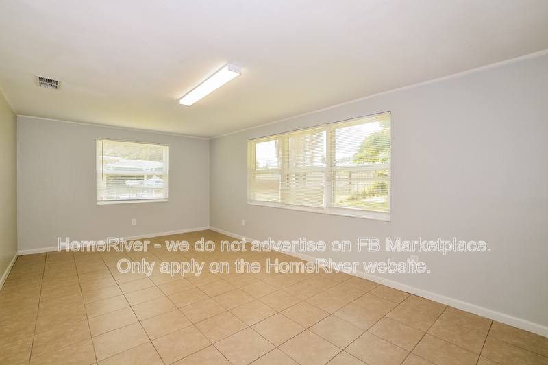 House for rent at 121 Longfellow Rd, Winter Haven, FL 33884