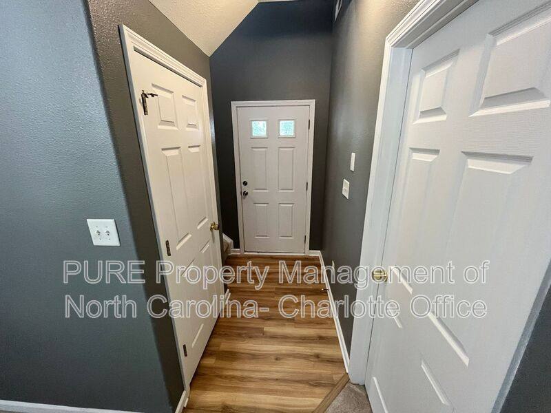 Townhouse for rent at 8267 Carob Tree Lane, Charlotte, NC 28215