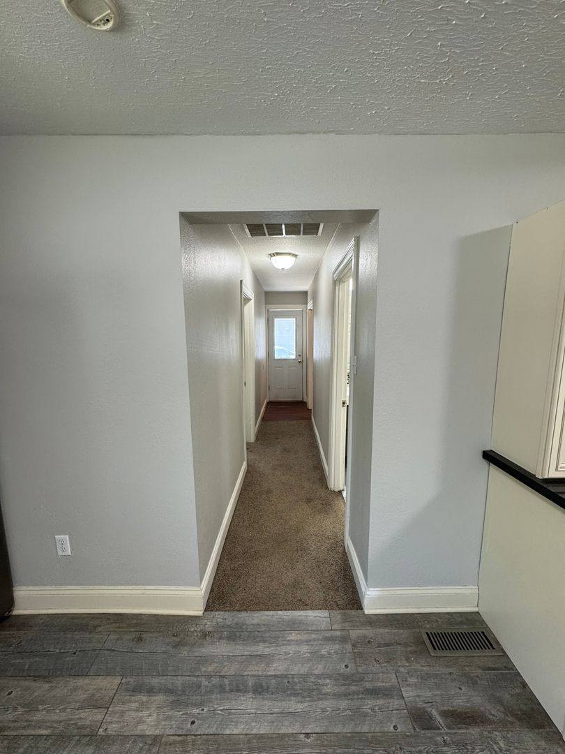 Townhouse for rent at 1128 N Jefferson, Springfield, MO 65802