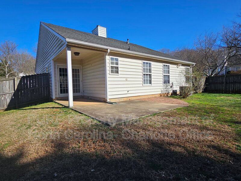 House for rent at 8237 Hornwood Court, Charlotte, NC 28215