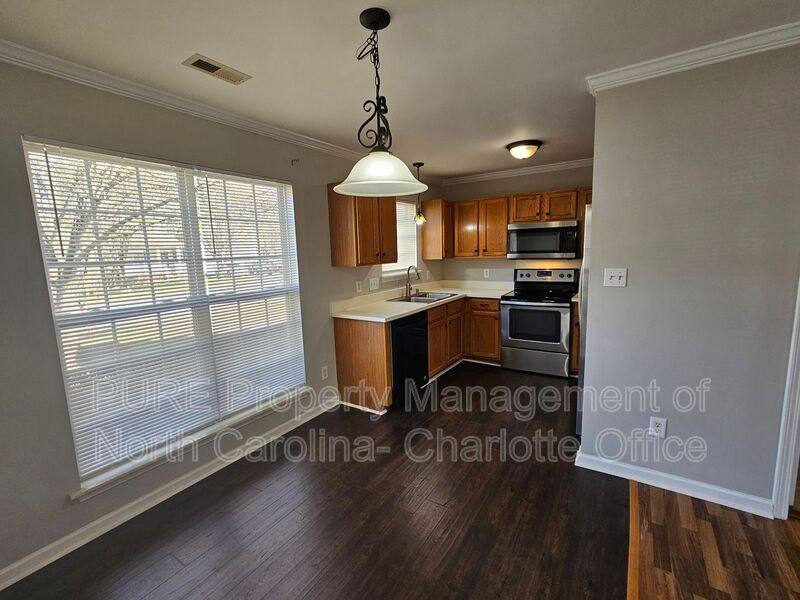 House for rent at 8237 Hornwood Court, Charlotte, NC 28215