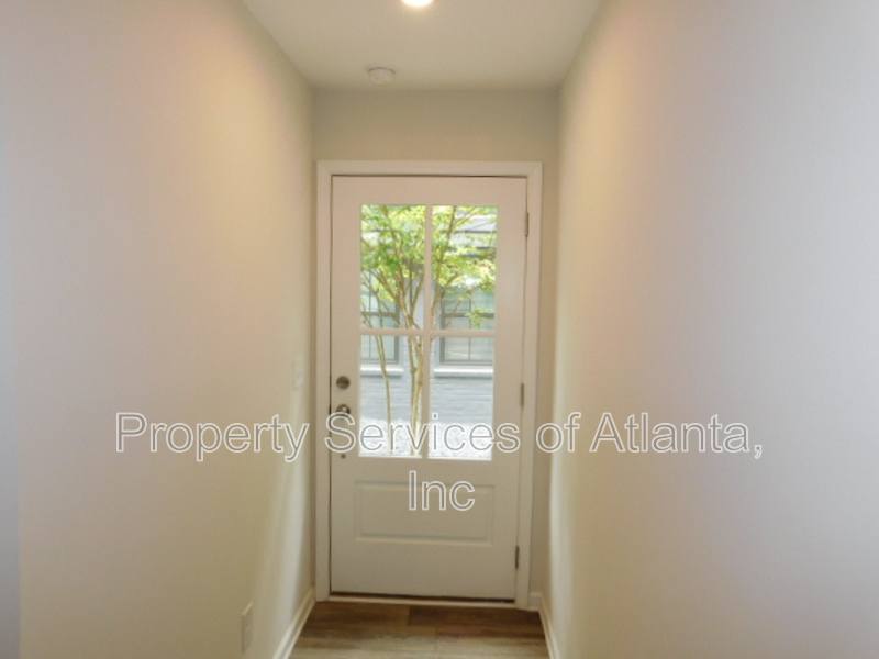 Townhouse for rent at 139 Pacer Place, Atlanta, GA 30342