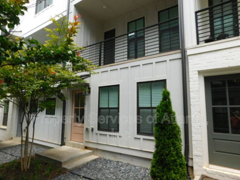 Townhouse for rent at 139 Pacer Place, Atlanta, GA 30342