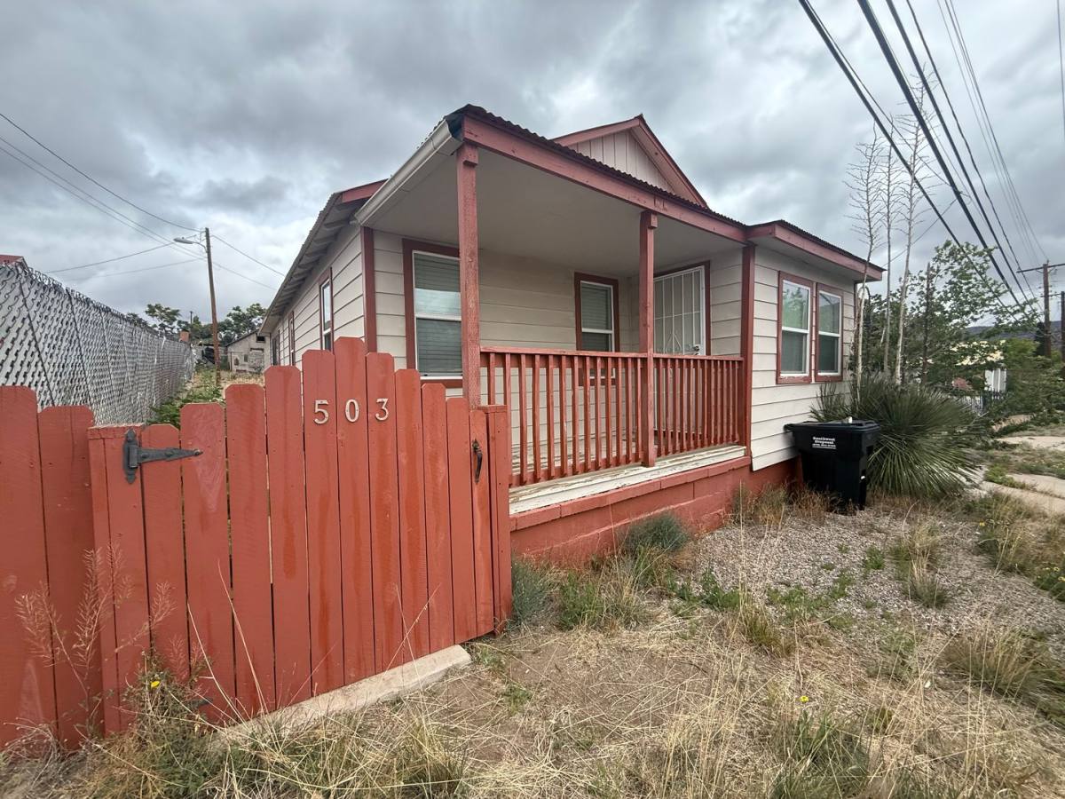 503 Grant St, Bayard, NM 88023